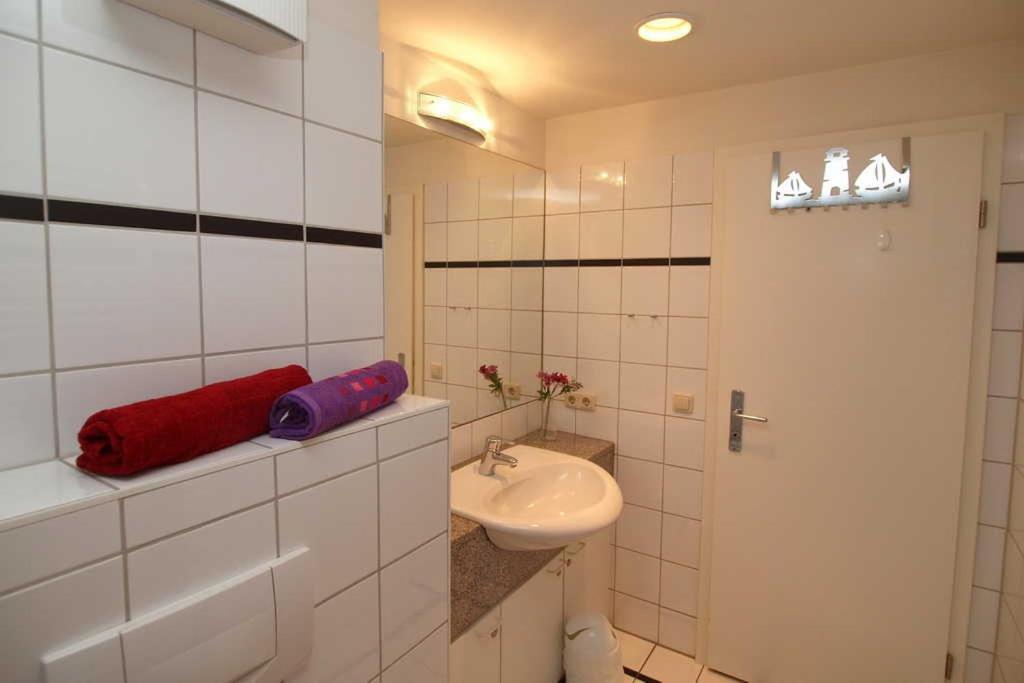 Meeresblick Wohnung 218 Kuehlungsborn Exterior photo